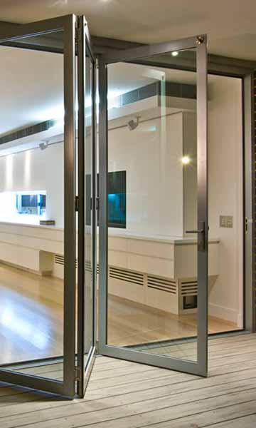 Spôsob otvárania môže byť rozličný